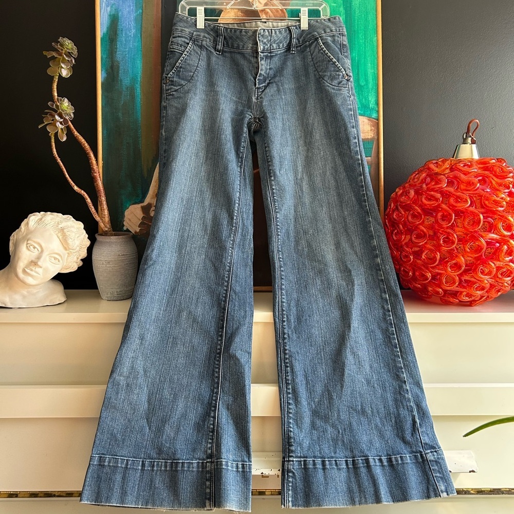 Jacob Wide Leg Flare Jeans in Medium Blue Wash